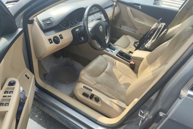 Used Volkswagen Magotan 2009 1.8 TSI DSG Comfort Edition Left Front Seat