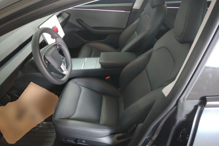 Used Tesla Model 3 2023 Rear-Wheel-Drive Version
