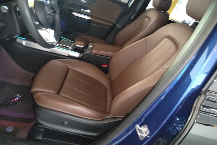 Used Mercedes-Benz GLB 2024 GLB 220 4MATIC