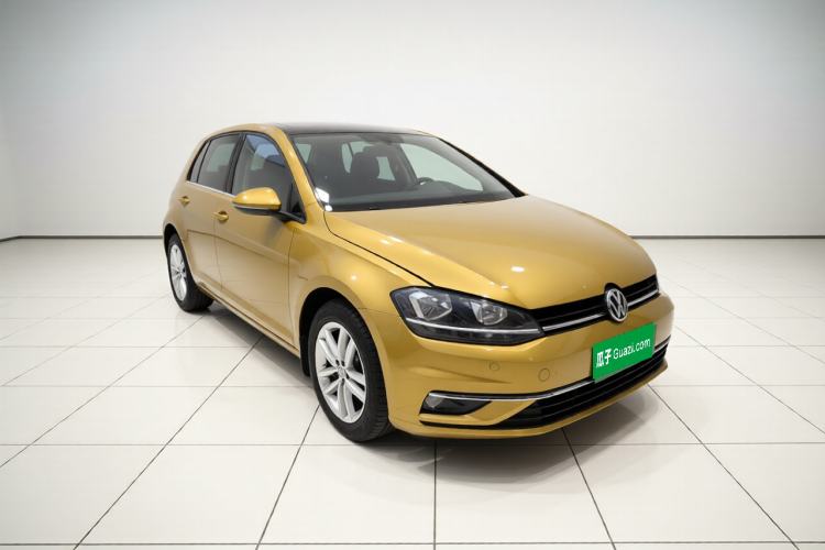 Used Volkswagen Golf 2018 180TSI Automatic Comfort Model
