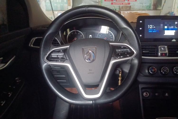 Used Baojun 730 2021 1.5L Manual Fashion Version 7 Seats
