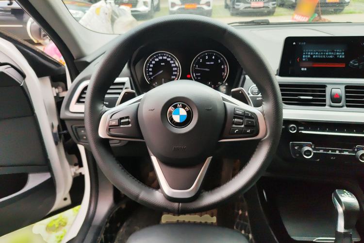 Used BMW 1 Series 2018 120i Design Package Model Steering Wheel