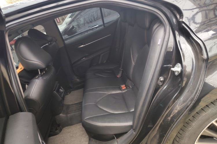 Used Toyota Camry 2023 Dual-Motor 2.5HG Luxury Edition
