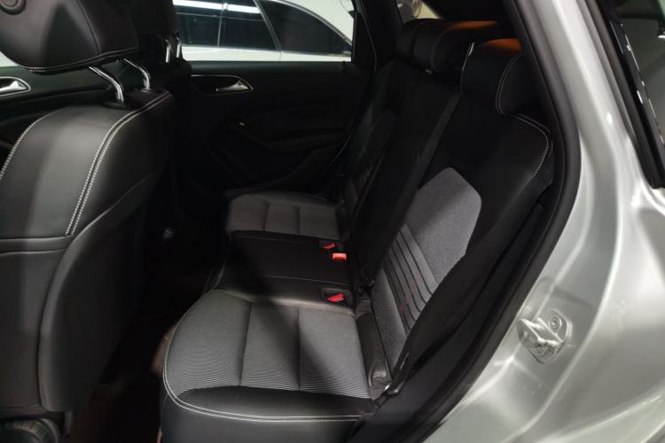 Used Mercedes-Benz B-Class 2015 B 200 Sport Edition
