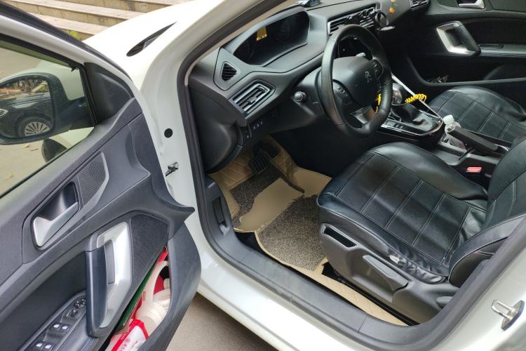 Used Peugeot 308 2019 230THP Automatic Luxury Edition China V Standard Driver Seat