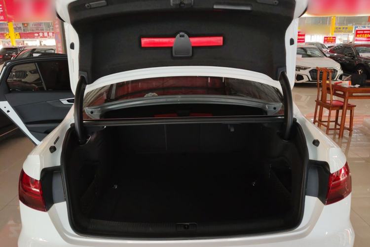 Used Audi A4L 2023 40 TFSI Luxury Dynamic Model