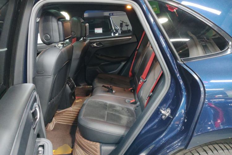 Used Porsche Macan 2018 Macan 2.0T Left Rear Seat