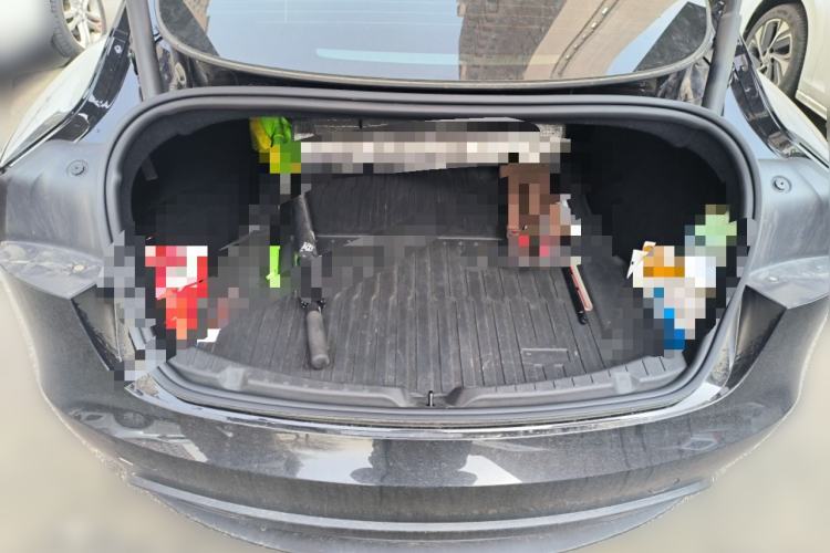 Used Tesla Model 3 2023 Long-Range All-Wheel-Drive Version Trunk