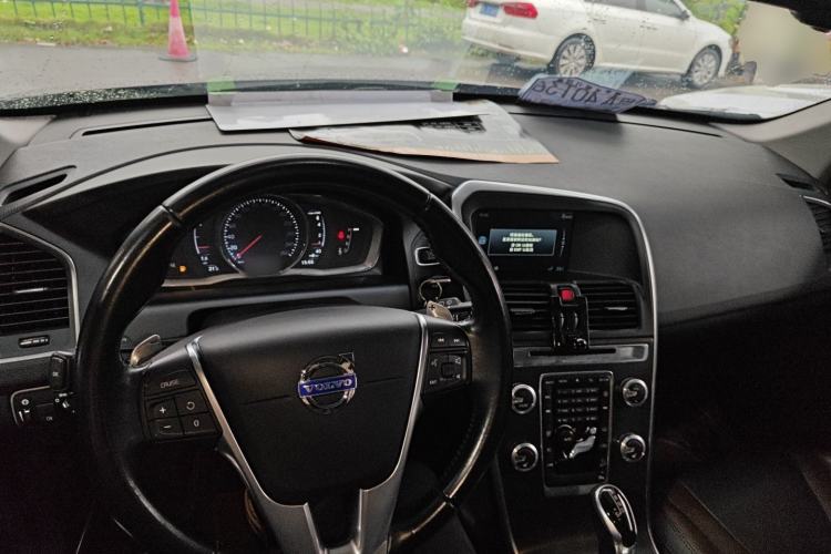 Used Volvo XC60 2014 T6 Zhiyi Edition
