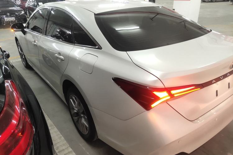 Used Toyota Avalon 2019 2.0L Ambition Edition China VI
