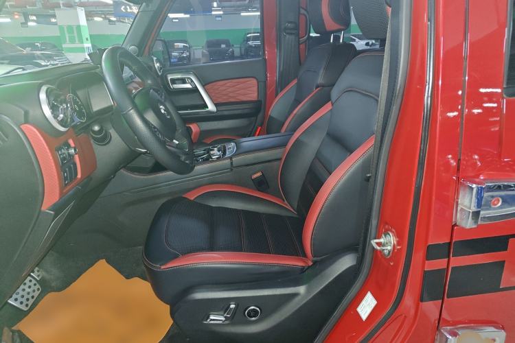 Used BAIC Off-Road BJ40 2018 PLUS 2.3T Automatic Four-Wheel Drive Flagship Version China V Emission Standard Left Front Seat