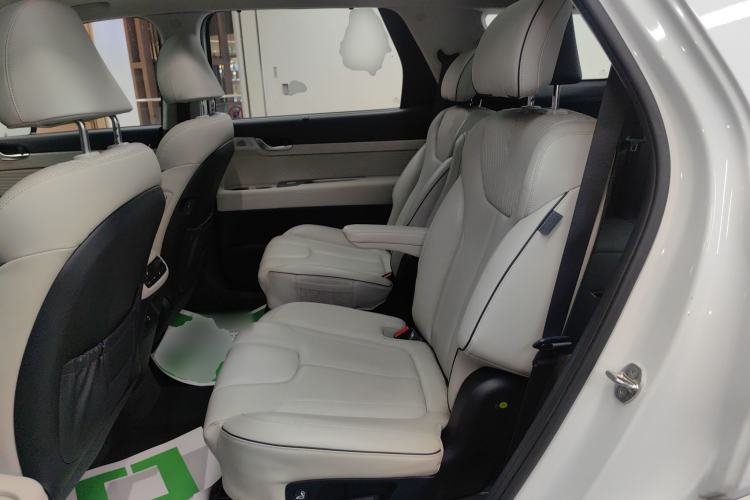 Used Hyundai Palisade 2023 3.5L Automatic All-Wheel Drive Calligraphy