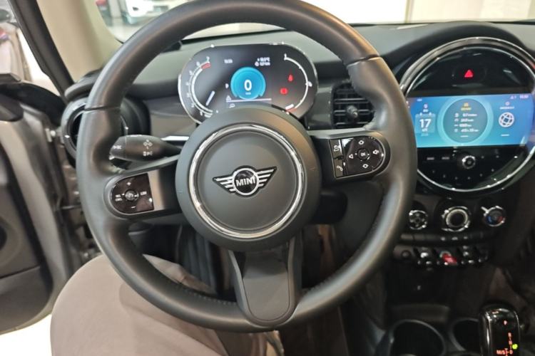 Used MINI 2023 1.5T ONE Steering Wheel