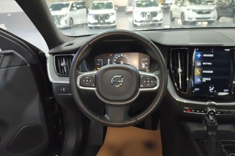 Used Volvo XC60 2018 T5 4x4 Zhiyi Edition