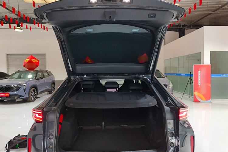 Used Volkswagen ID.UNYX 2024 Revised Pro Long-Range Version Trunk