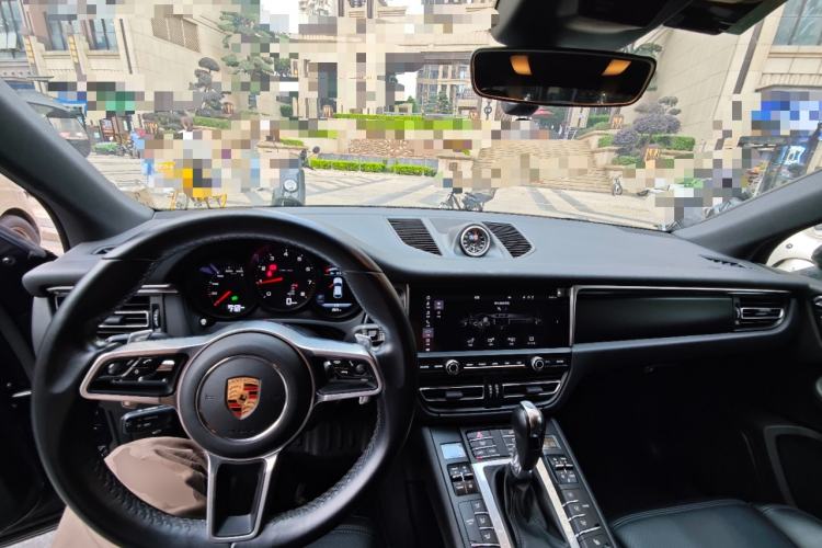 Used Porsche Macan 2020 Macan 2.0T Center Console