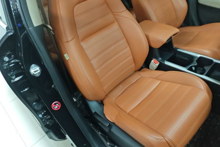 Used Honda CR-V 2021 240TURBO CVT 2WD Comfort Version Right Front Seat