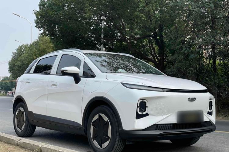 Used Geometry E Firefly 2024 301km Flowing Light Exterior 7