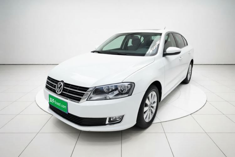 Used Volkswagen Lavida 2013 Restyled Classic 1.6L Manual Comfort Edition
