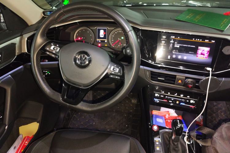 Used Volkswagen Tayron 2020 330TSI Two-Wheel Drive Luxury Smart Connectivity Version Steering Wheel