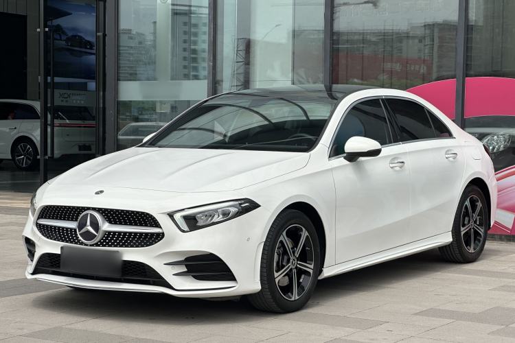 Used Mercedes-Benz A-Class 2022 Revised Version A 200 L Sport Sedan Fashionable Style