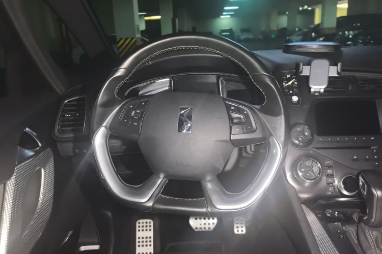 Used DS 5 2012 1.6T Prestige Edition Steering Wheel
