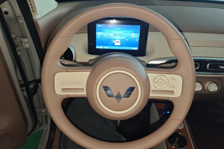 Used Wuling Hongguang MINIEV 2025 Four-Door Version Advanced Edition
