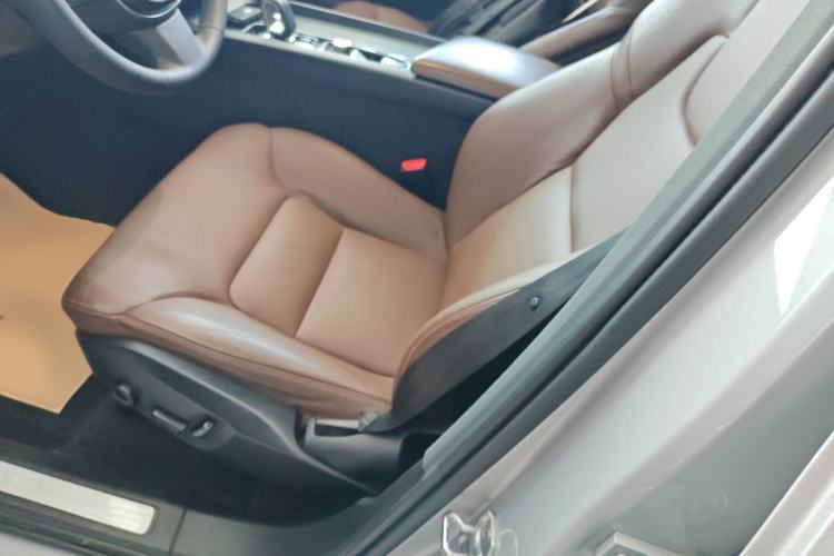 Used Volvo XC60 2022 B5 4x4 Zhiyi Luxury Edition