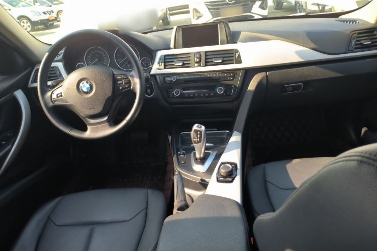 Used BMW 3 Series 2015 320Li Luxury Edition Fashion Model
