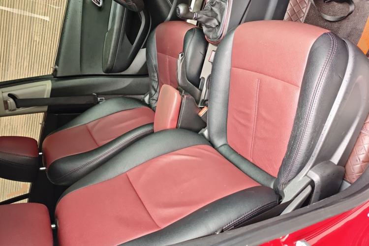 Used Chevrolet Trax 2016 1.4T Manual Two-Wheel Drive Comfort Version with Sunroof
