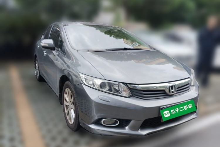Used Honda Civic 2012 1.8L automatic luxury edition
