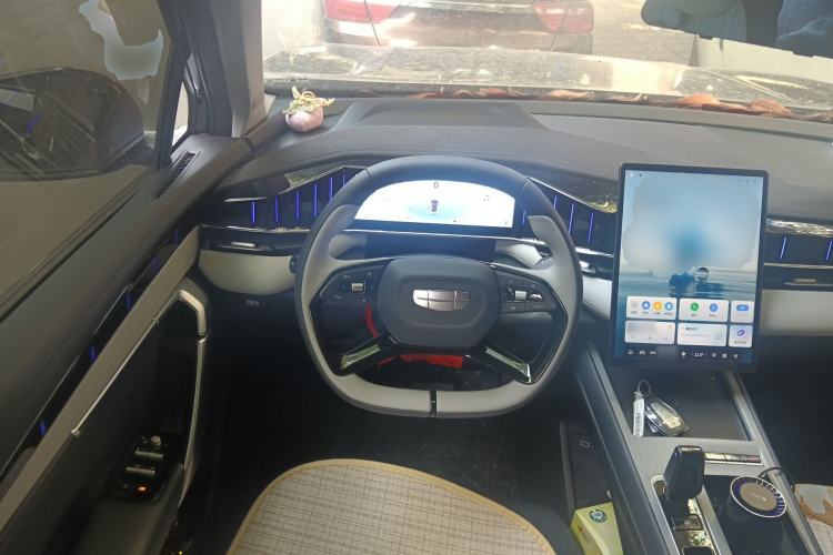 Used Geely Auto FX11 2024 1.5TD DCT Prestige Edition