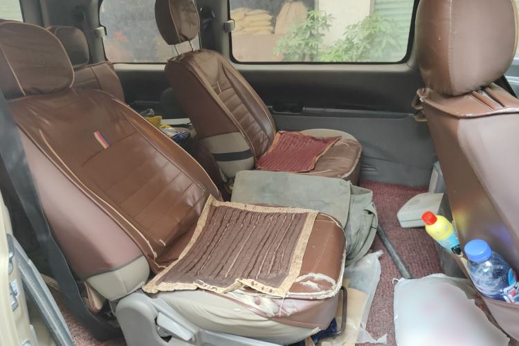 Used FORTHING Lingzhi 2013 M3 1.6L 7-Seater Luxury Model
