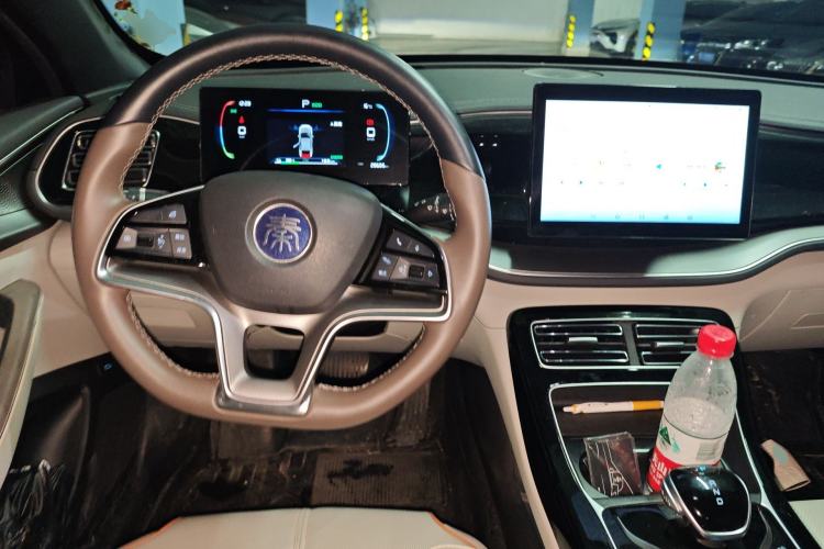 Used BYD Qin PLUS 2024 Honor Edition EV 420KM Leading Model
