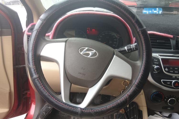 Used Hyundai Verna (older generation) 2010 Sedan 1.4L Manual Comfort GS
