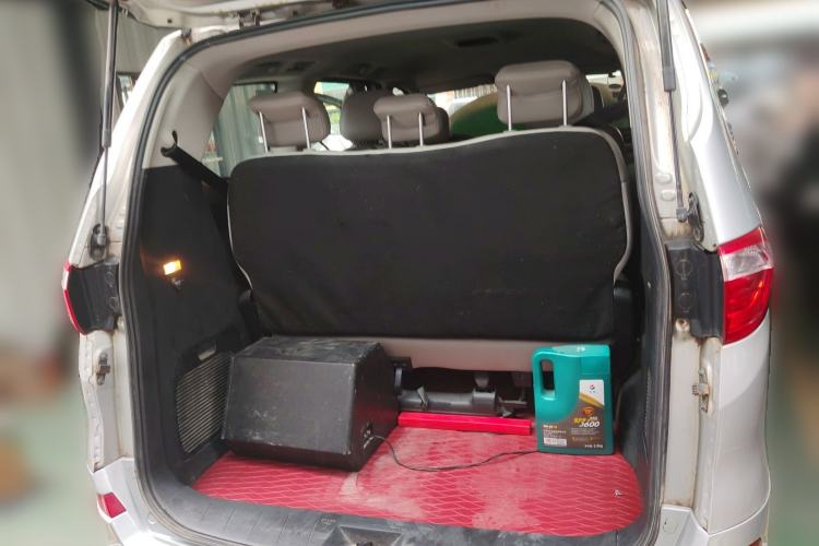 Used Huasong 7 2017 2.0T Automatic Elite Edition Trunk