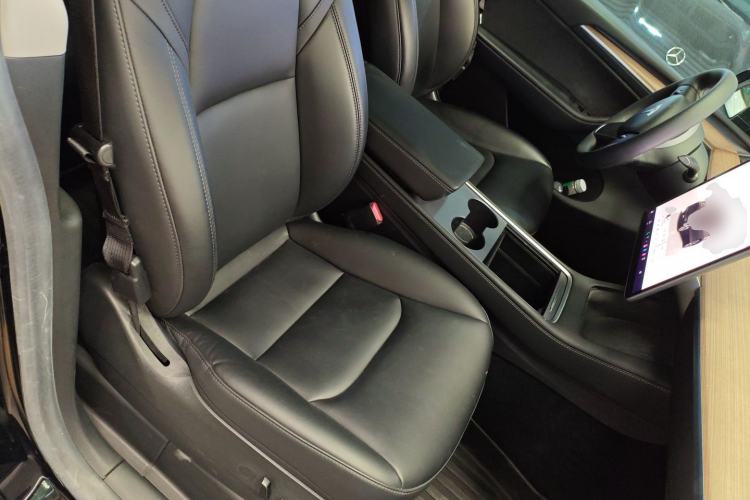 Used Tesla Model Y 2021 Long-Range All-Wheel-Drive Version