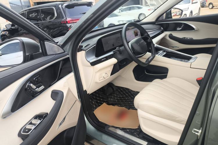 Used EXEED Lingyun 2024 300T Two-Wheel Drive Starlight Edition
