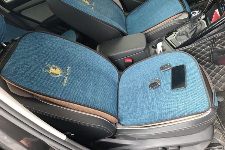 Used Volkswagen Tayron 2023 280TSI Two-Wheel-Drive Luxury Plus Advanced Version Right Front Seat