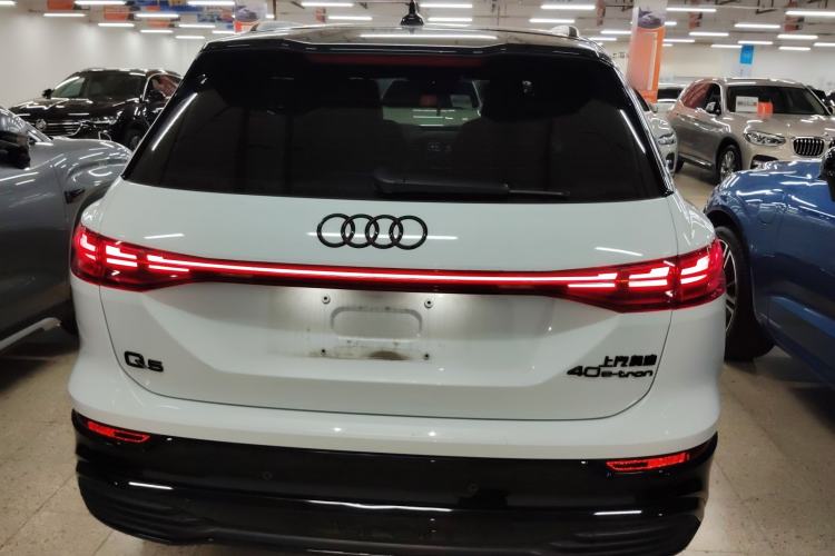 Used Audi Q5 e-tron 2023 40 e-tron Shining Edition Mecha Kit Rear