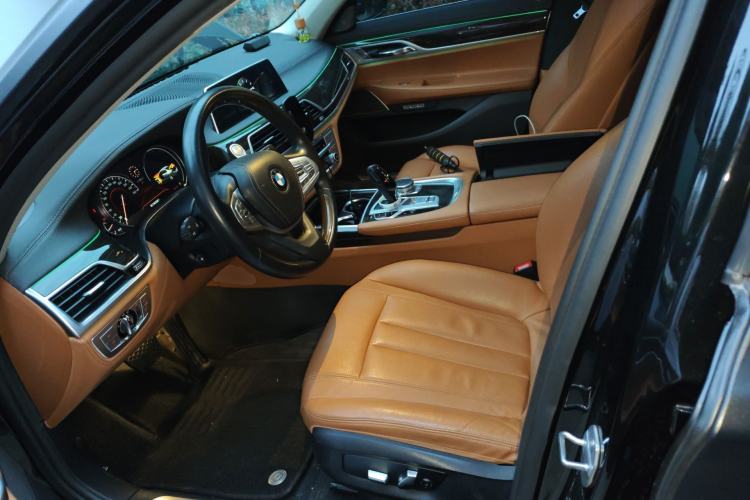 Used BMW 7 Series 2016 730Li Leading Model
