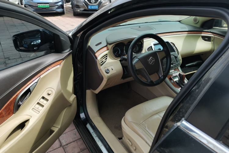 Used Buick LaCrosse 2012 2.4L SIDI Elegant Edition
