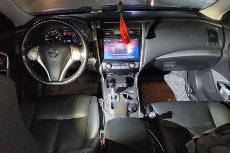 Used Nissan Teana 2018 2.0L XL Smart Upgrade Edition Center Console