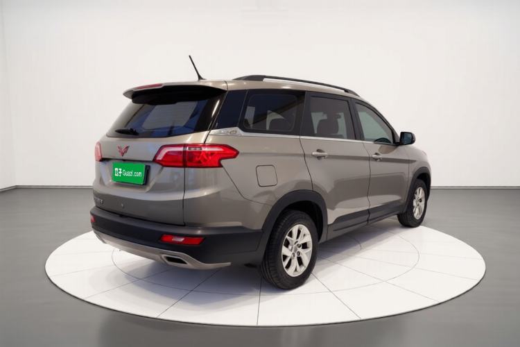 Used Wuling Hongguang S3 2018 1.5T Manual Luxury Model China V Standard