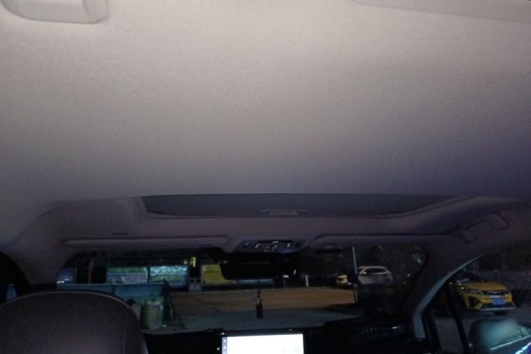 Used Toyota Granvia 2023 2.5L Hybrid Prestige PLUS Edition Headliner