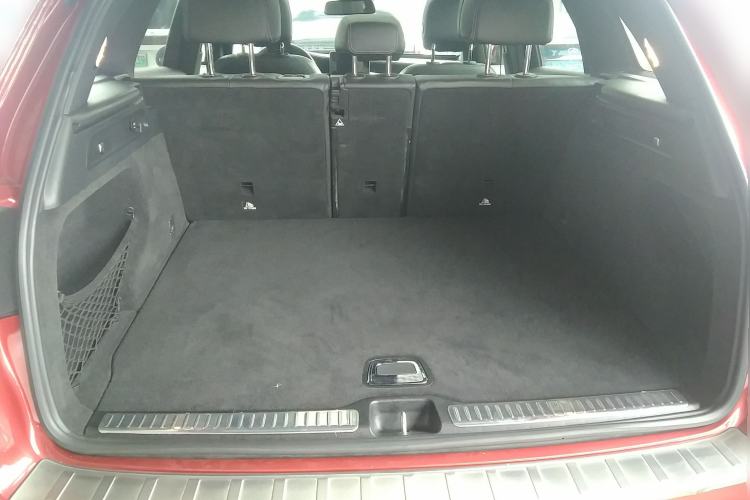 Used Mercedes-Benz GLC 2016 GLC 260 4MATIC Dynamic Edition Trunk