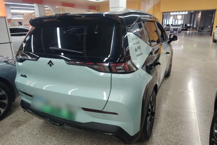 Used AION Y 2022 70 Tech Edition Lithium Iron Phosphate