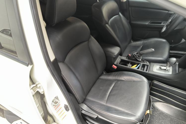 Used Subaru XV 2014 2.0i Elite Edition
