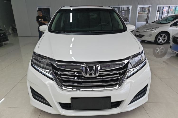Used Honda Elysion 2016 2.4L Luxury Edition
