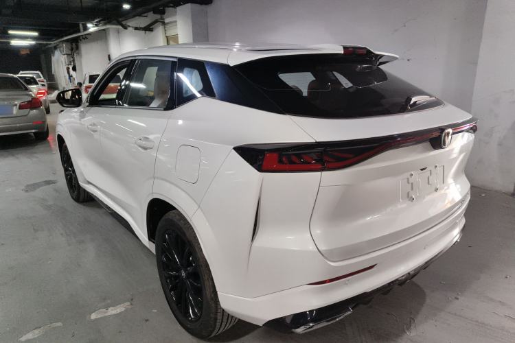 Used Changan UNI-Z New Energy 2024 Blue Whale Smart Electric iDD 125km Leading Model
